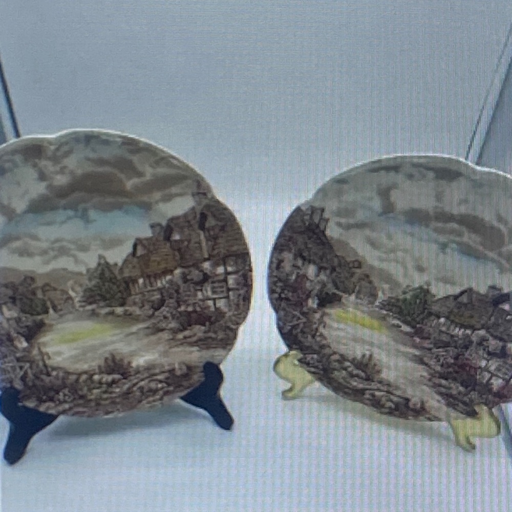 Johnson Bros Olde English Countryside 10” Dinner Plates Set of 2 Brown England